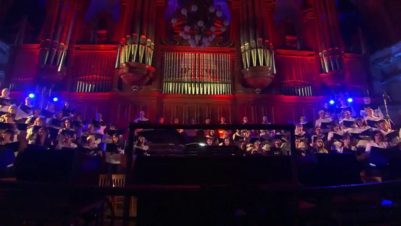 LE GRAND CONCERT: Cirque du Soleil.