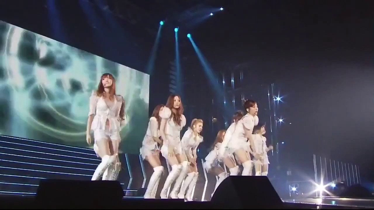 [HD] SNSD - MR. TAXI LIVE Performance @ 1st Japan Tour 2011 GIRLS_ GENERATION
