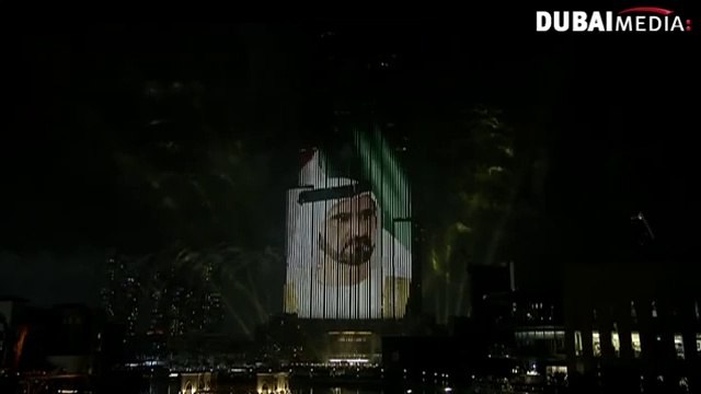 Burj Khalifa Fireworks in Dubai 2015 احتفالات رأس السنة في برج خليفة بدبي