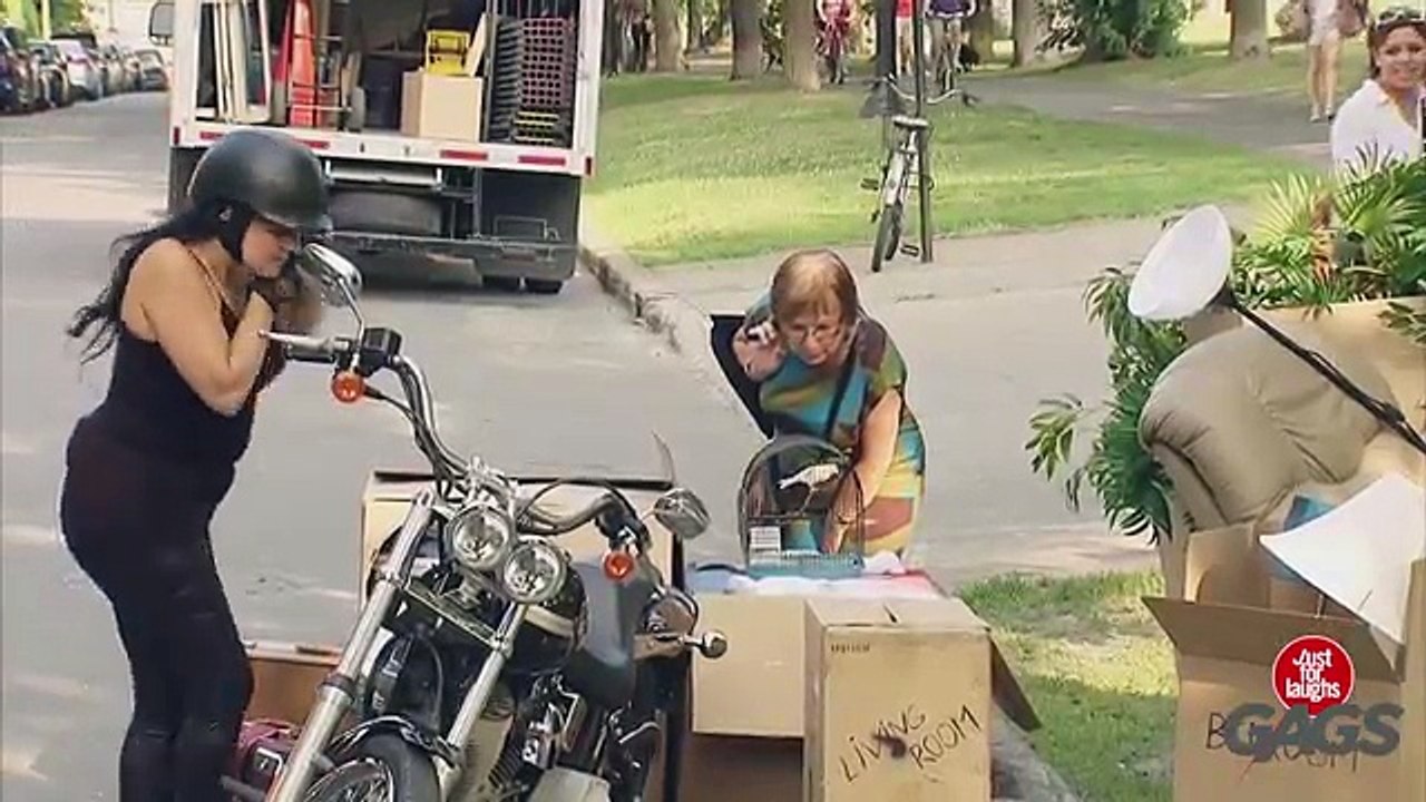 Drop Dead Bird Prank
