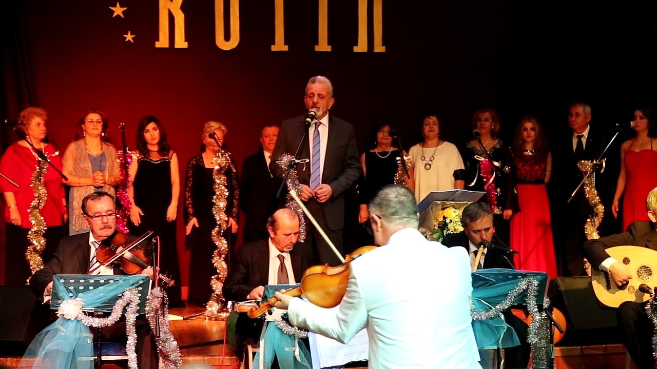 BERCESTE YENİ YIL KONSERİ-SOLİST-OSMAN  İNAN. ESER-BİR  GARİP YOLCUYUM