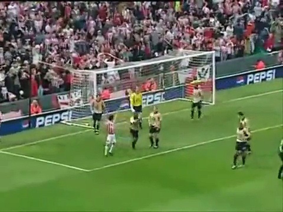 Amazing Goalkeeper Saves  Great Goals And Unlucky Bloopers