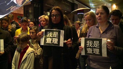 Franceses unidos pela dor