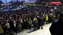 Brest. Des milliers de personnes en soutien à Charlie Hebdo