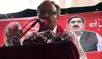 عوامی نیشنل پارٹی سندھ کے جنرل سیکریٹری یونس بونیری ڈیفنس ،گزری، کھڈہ مارکیٹ وارڈ کی افتتاحی تقریب سے خطاب کررہے ہیں