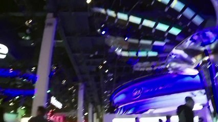 "انتل" تكشف عن قطعة الكترونية موصولة بحجم زر