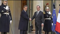 Sarkozy accueilli par Hollande à l'Elysée pour s'entretenir sur l'attentat à Charlie Hebdo