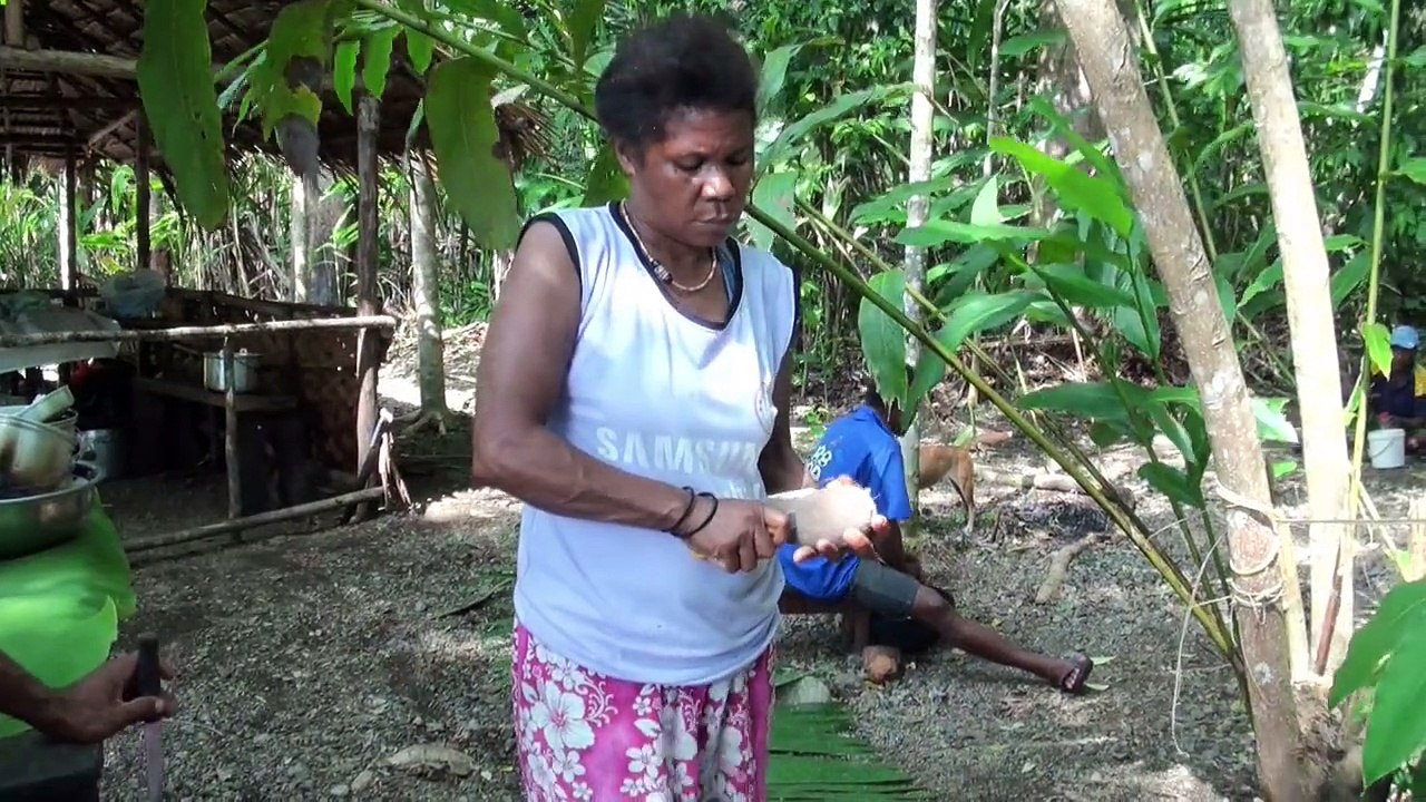 Papua Niu Guini - Papua New Guinea _ Normanby Island!