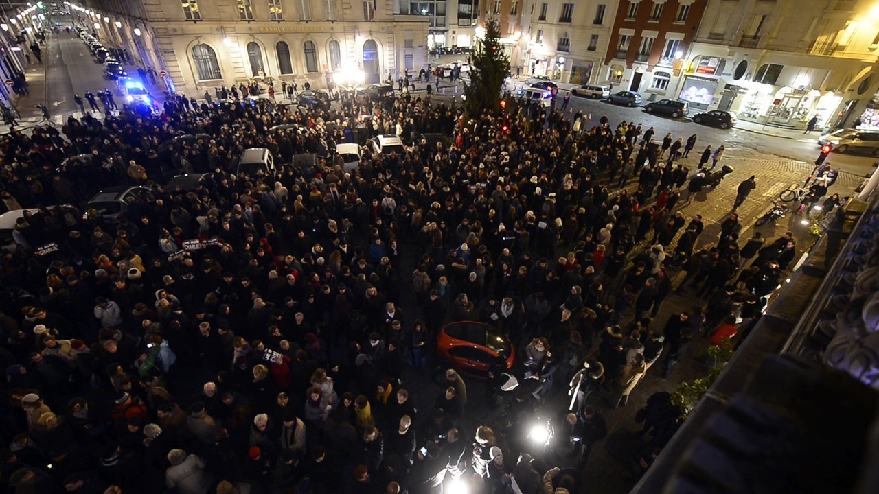 Reims : rassemblement de soutien à Charlie Hebdo