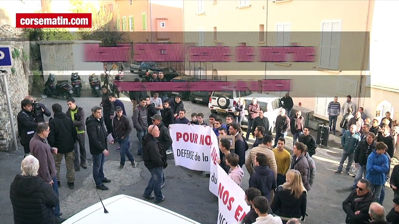 Manif SNCM/école Maritime de Bastia: "nous sommes solidaire de la SNCM"
