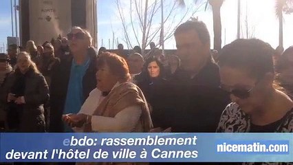 Charlie Hebdo: rassemblement devant l'hôtel de ville à Cannes