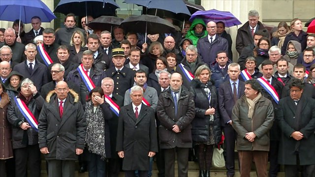 Charlie Hebdo: minute de silence en hommage aux victimes