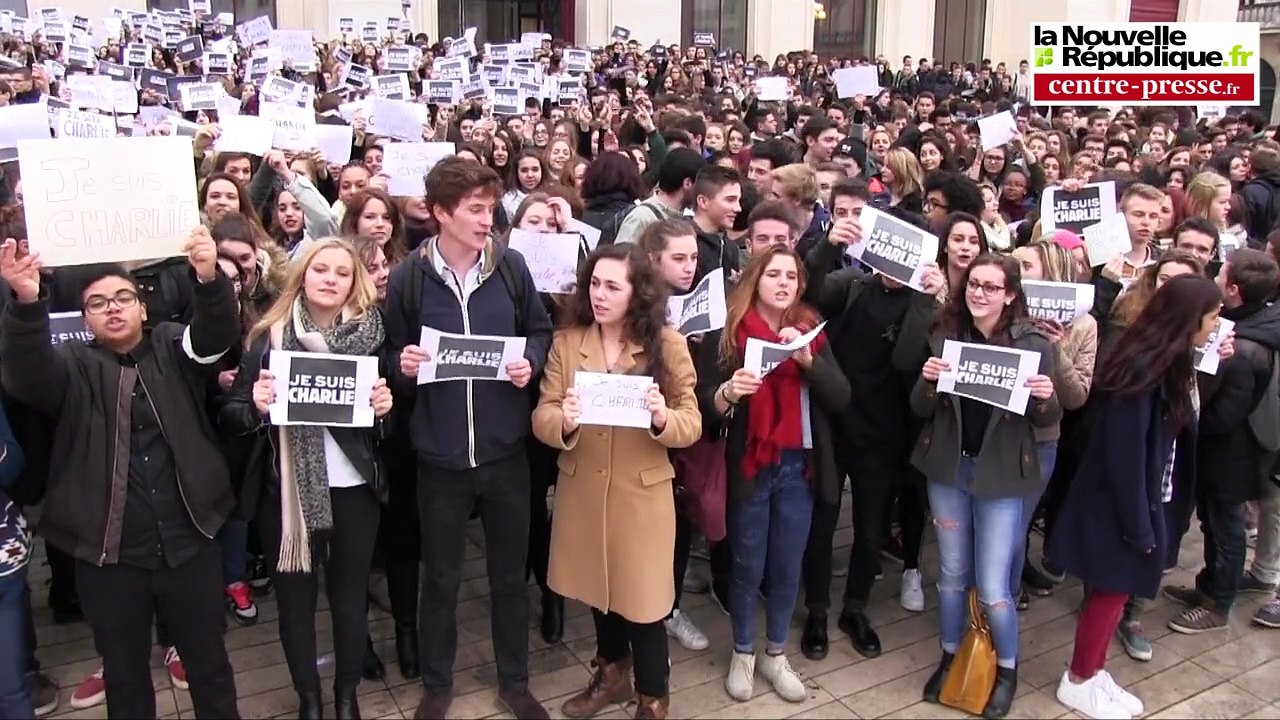 VIDEO. Poitiers. Les lycéens poitevins solidaires de Charlie Hebdo