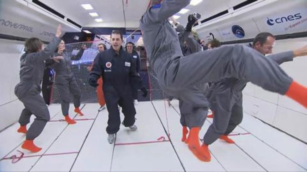 Les préparatifs et les joies d’un vol en impesanteur