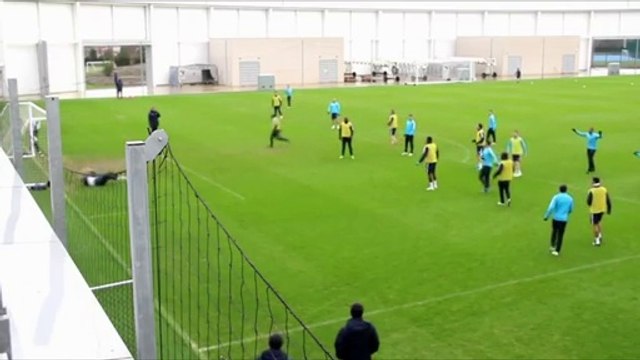 El soberbio gol de Demichelis en el entrenamiento