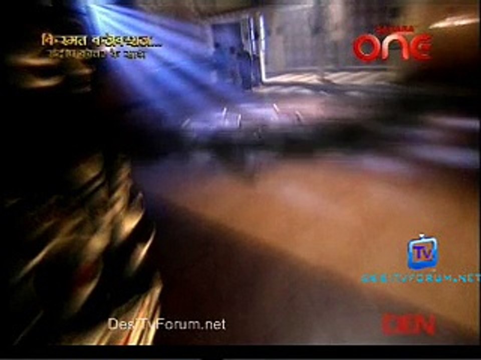 Haunted Nights - Kaun Hai Woh 8th January 2015 Video Watch pt2