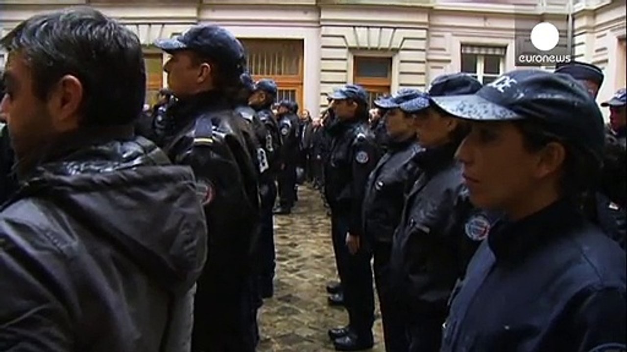 In vielen Ländern Schweigeminuten für die Toten von Paris