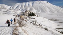 VEN.2-1-15 MONTI SIBILLINI: DA CASTELLUCCIO DI NORCIA AL MONTE VELETTA.