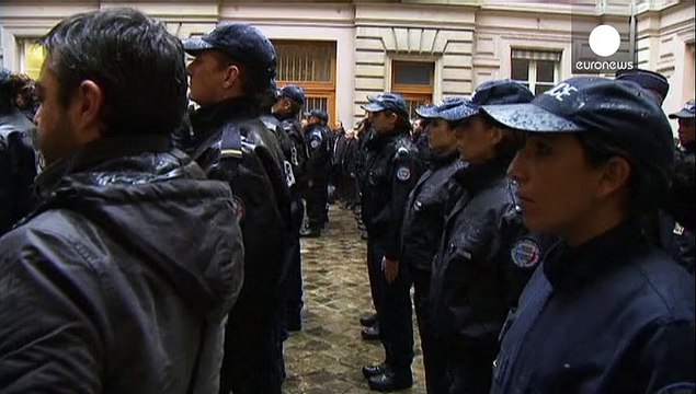 Ο κόσμος τιμά τη μνήμη των θυμάτων της επίθεσης στο Charlie Hebdo