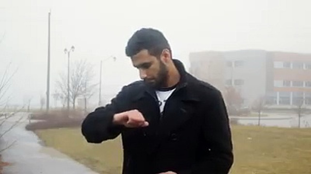 Taking photos (White people vs. Pathans)