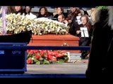 Napoli - I funerali di Pino Daniele -2- (07.01.15)