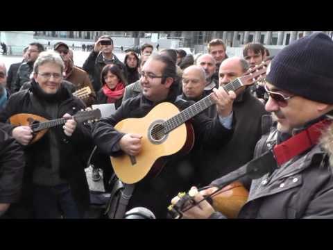 Napoli - Mandolinata per Pino Daniele (07.01.15)