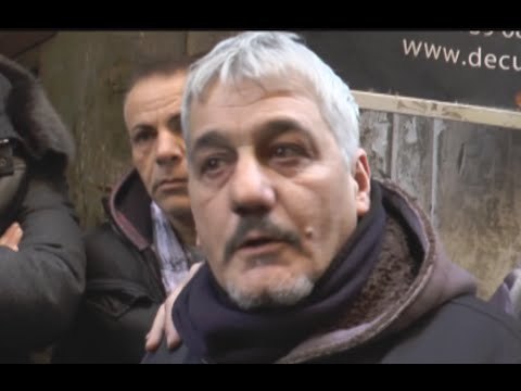 Napoli - Pino Daniele, il dolore di amici e parenti (05.01.15)