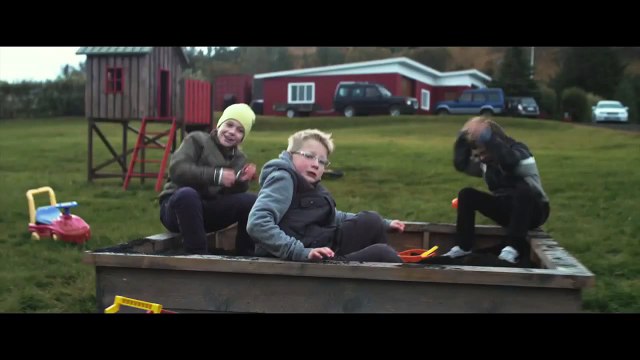 Dead Snow 2: Red vs. Dead - Exclusive Red Band UK Clip