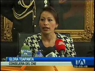 Paúl Salazar asumió la presidencia del CNE