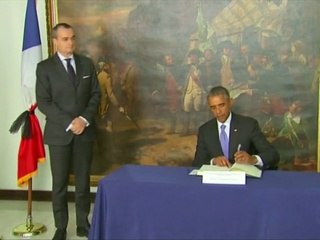 Obama présente ses condoléances à la France