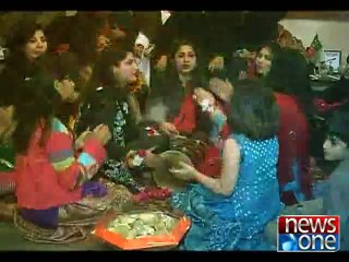 PTI workers congratulates Imran and Reham Khan