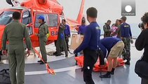 Detectan señales de las cajas negras del avión de AirAsia