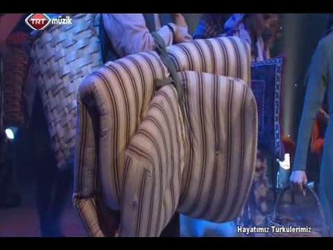 Ümit TOKCAN-Kalktı Göçtü Avşar Elleri Bilge DEDE-Orhan DOĞAN Şef:Ömer Hayri UZUN