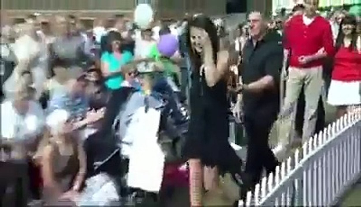 Reham Khan Dancing!!!!Awesome