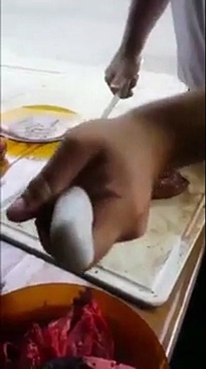 Une façon incroyable de couper les steaks !