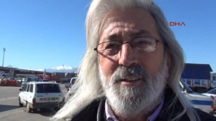 Antalya - Çöpe Atılan Meyve Sebzeler Suriyeli Çocukları Sevindirdi