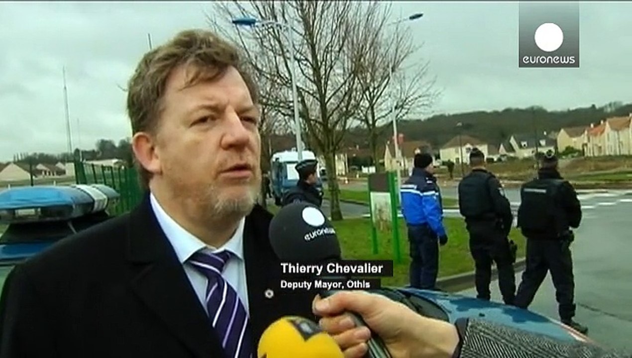 Geiseldrama: Ausnahmezustand in Dammartin-en-Goël nordöstlich von Paris.