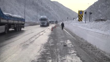 Bolu Dağı'nda Kilometrelerce Araç Kuyruğu Oluştu (2)