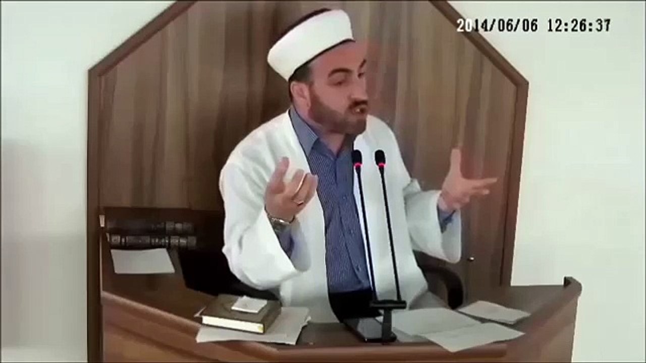 Ezan Sesi Yok Şarap Sahnesi Çok - Yasin Gündoğdu
