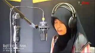A BEAUTIFULL VOICE OF GIRL