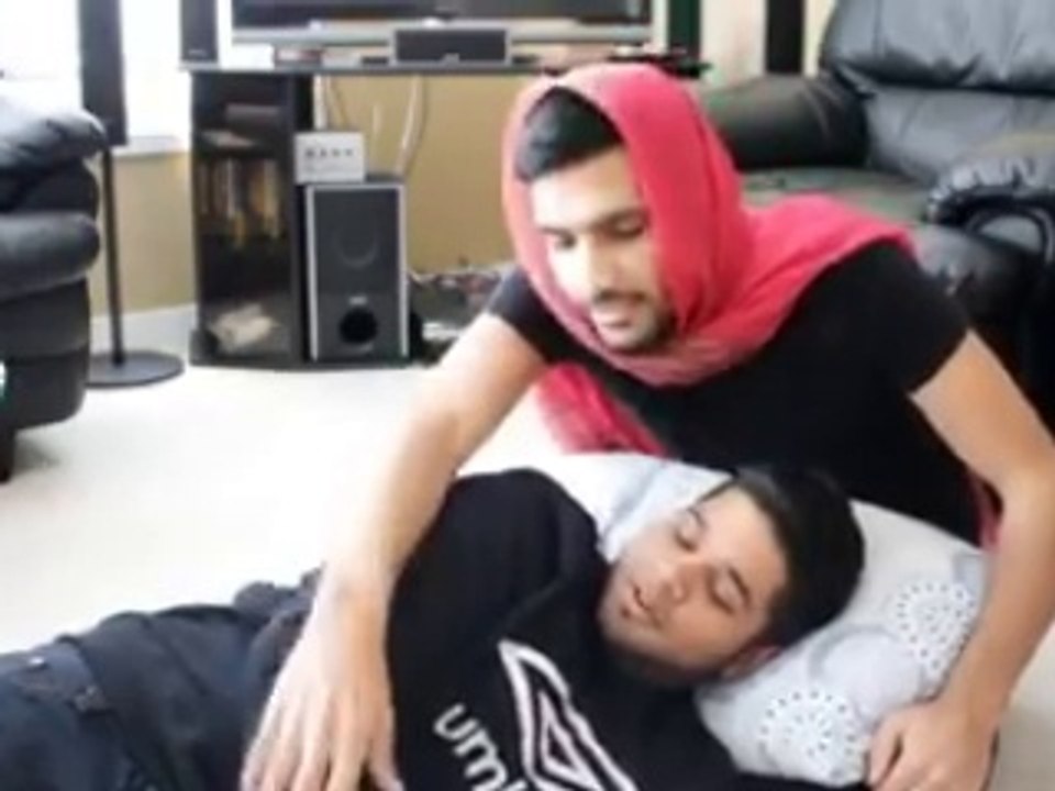 When You Tell Your Mom a Secret - Zaid Ali Videos