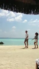 Rob and FKA twigs at the beach in the Maldives ,9/01/2015