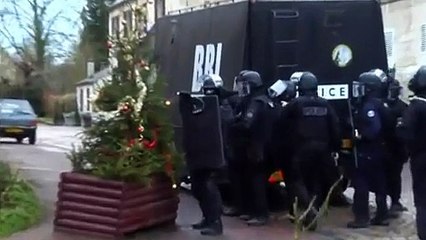 Police hunt terror suspects in France - Video Dailymotion