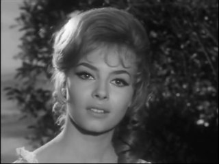 Michèle Mercier - Interview (1964)