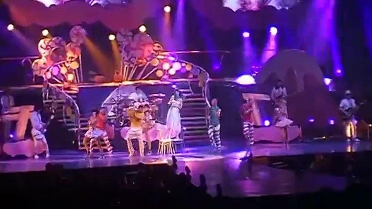 Katy Perry Concert - "Last Friday Night" Live - Fan Video - Concert Zap