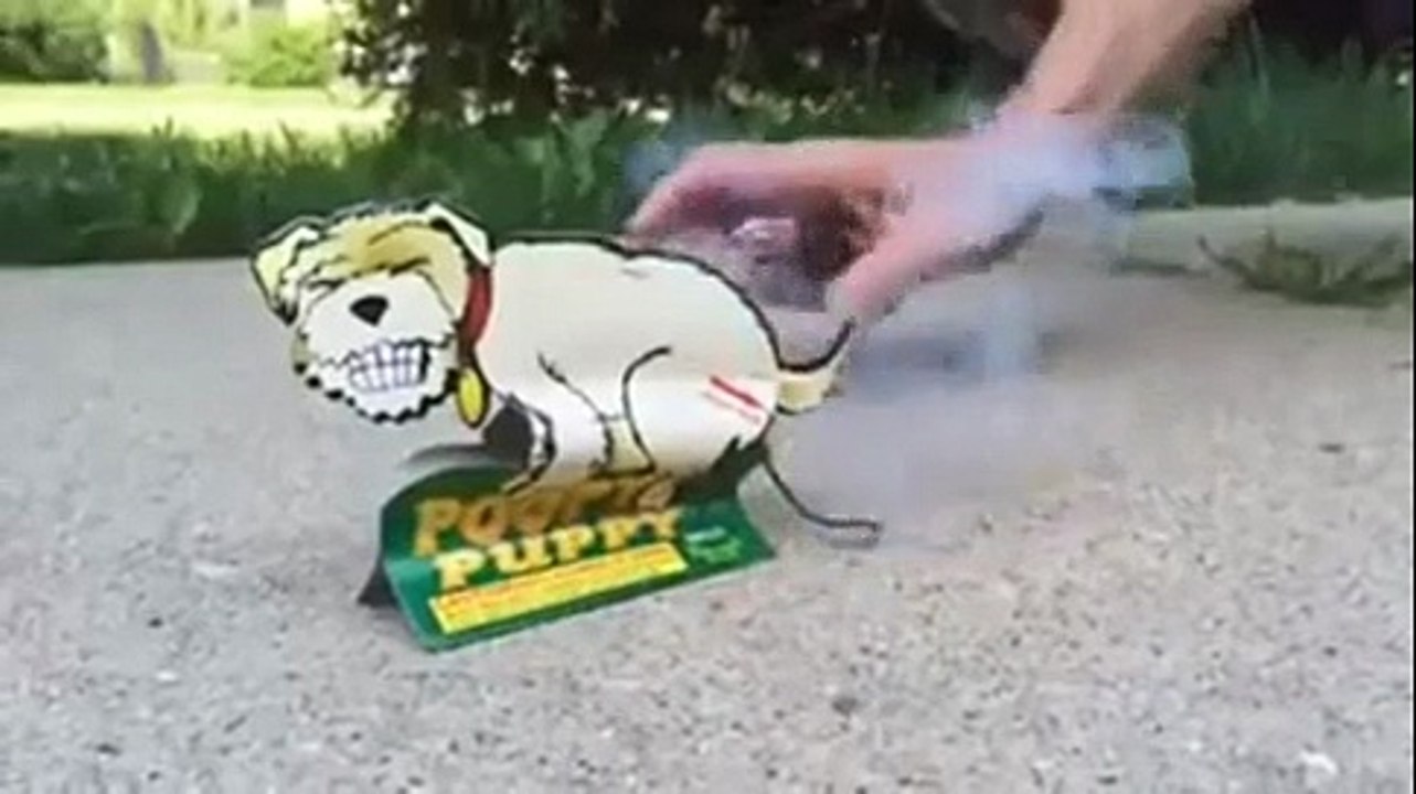 Ce qu'il Créer avec un Simple Morceau de Carton est Vraiment Énorme ! Regardez