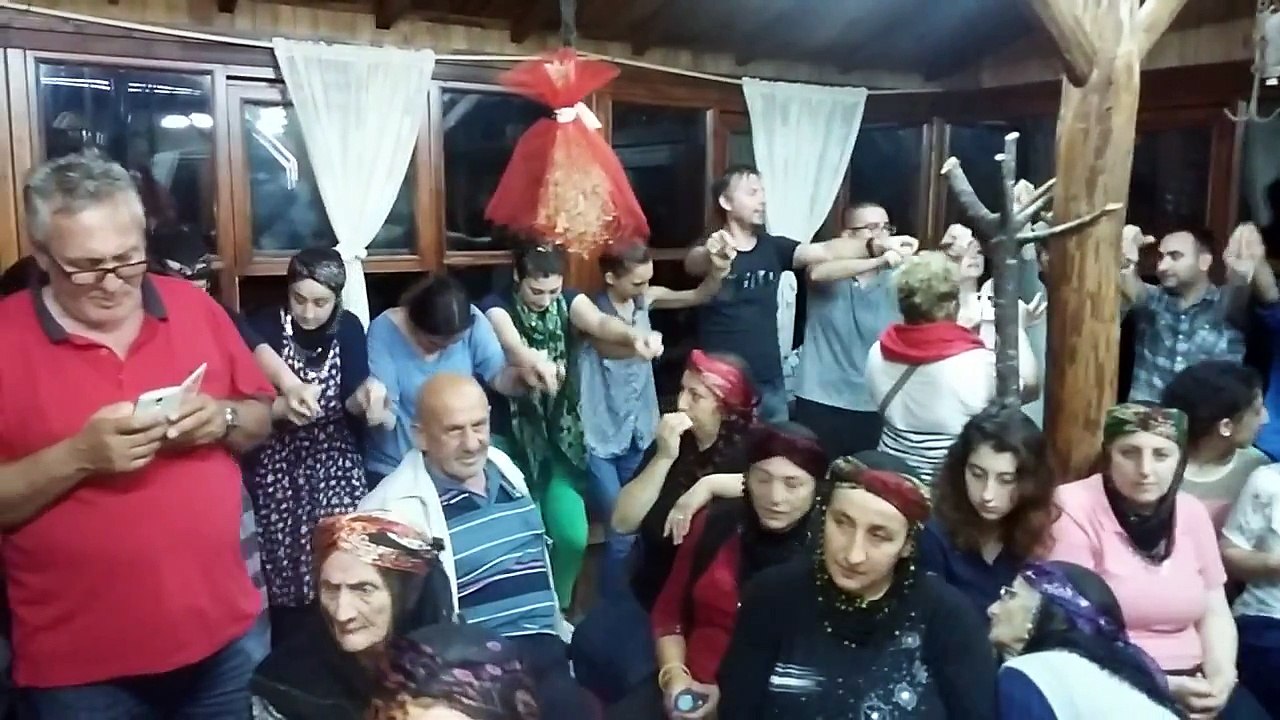 ÇİNÇİVA  kahvesi bayram horonu