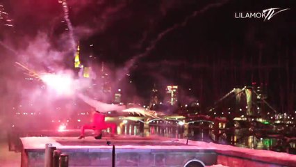 Descargar video: Breakdance et Feux d'artifice : show magique pour le nouvel an!