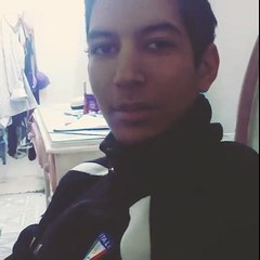 طالب حقوق قبل الامتحان