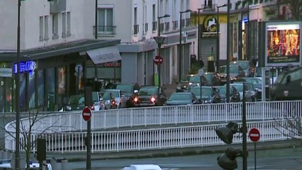 Hollande: ‘França enfrentou, mas não acabou com as ameaças’